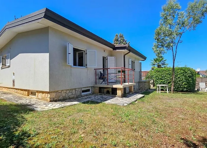 بيت للعطل Casa Elza *
