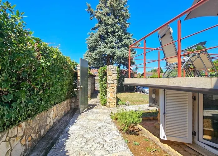 Casa Elza بيت للعطل داجلة